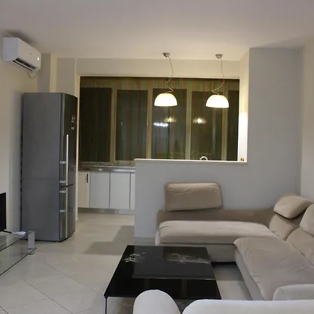 Laresol House * Tirana